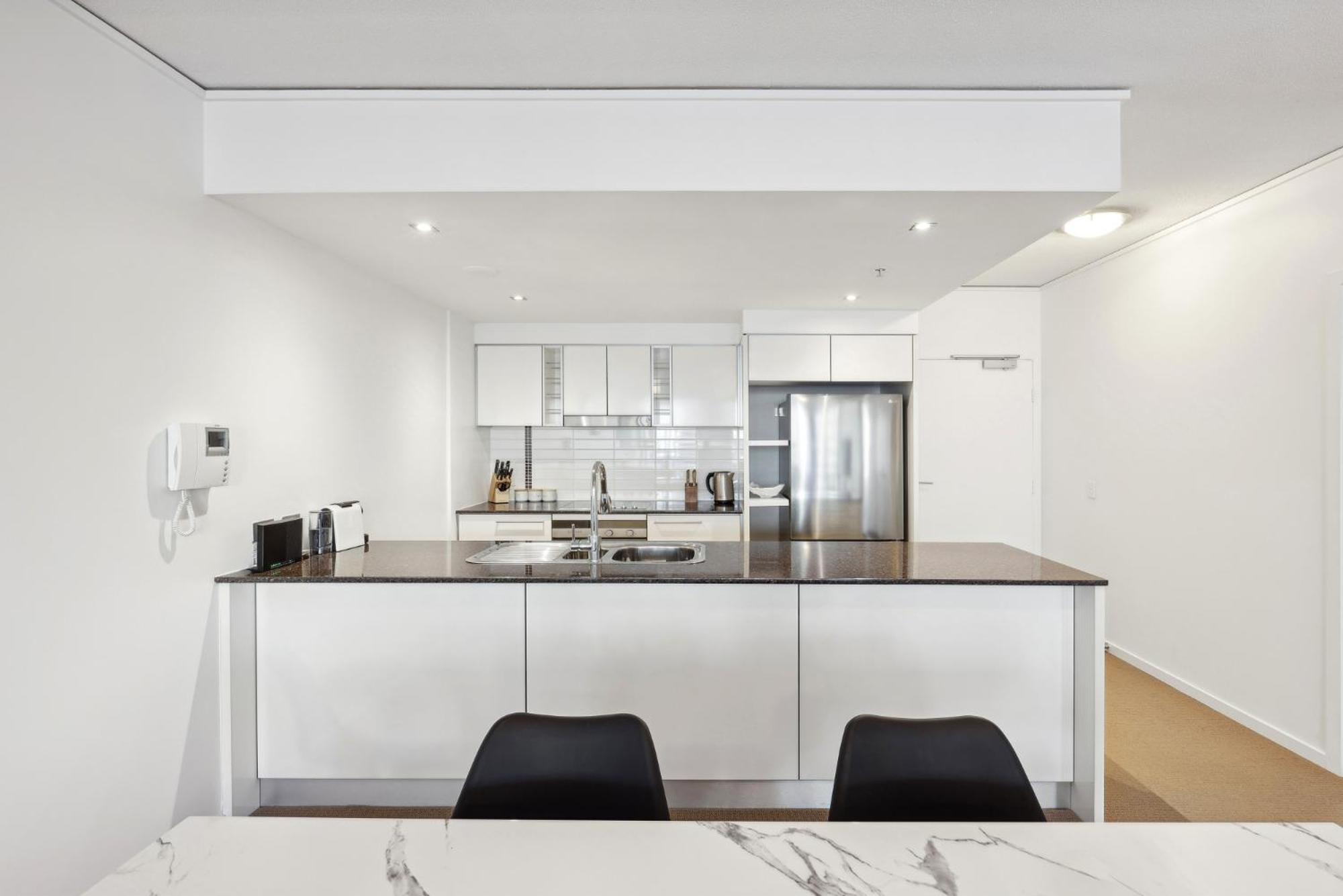 Ocean View 3-Bed With Gym, Pool, Sauna & Parking Gold Coast Buitenkant foto
