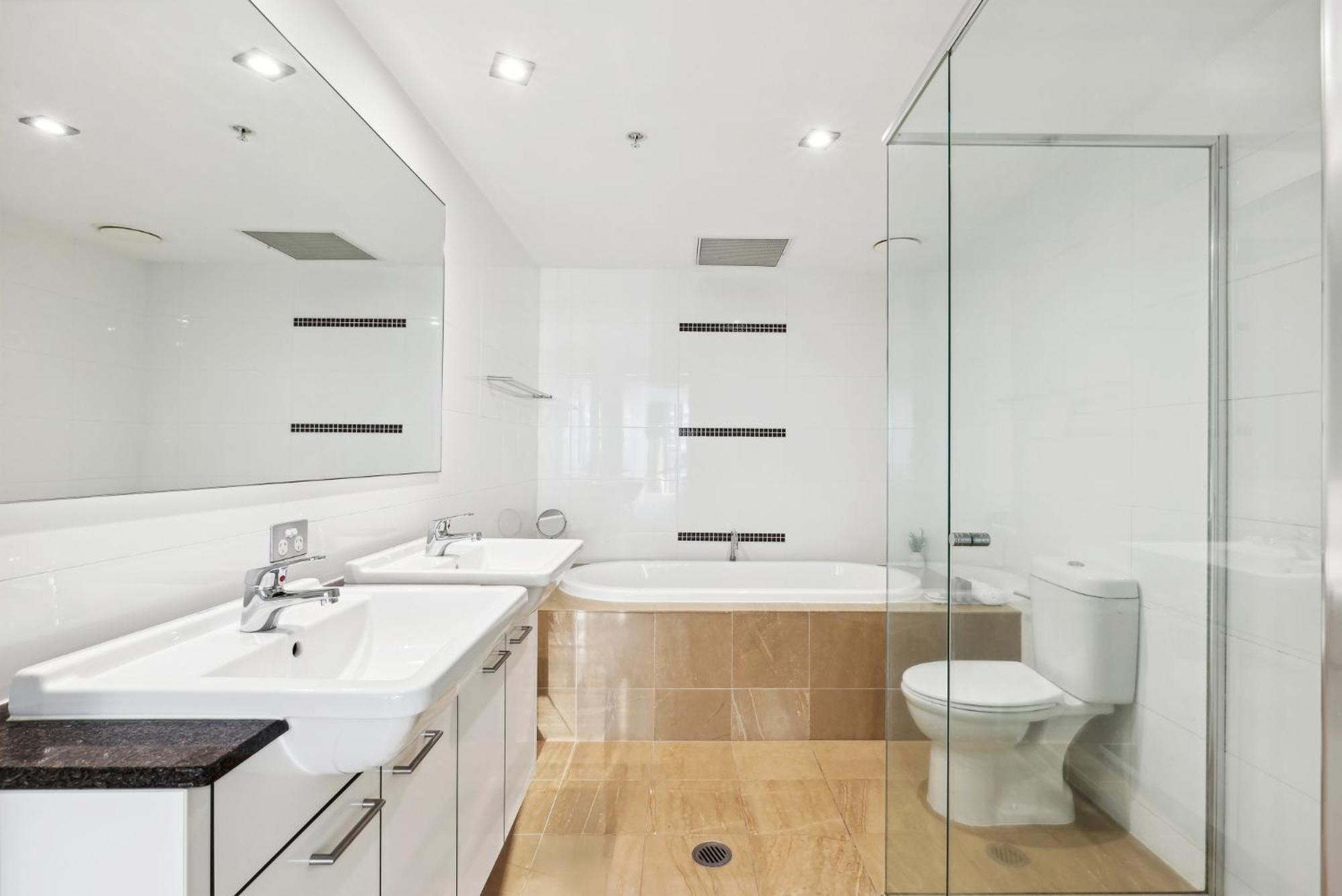 Ocean View 3-Bed With Gym, Pool, Sauna & Parking Gold Coast Buitenkant foto